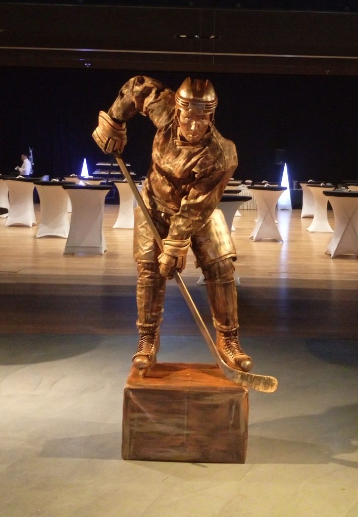 Živé sochy Sinela Hokejista
